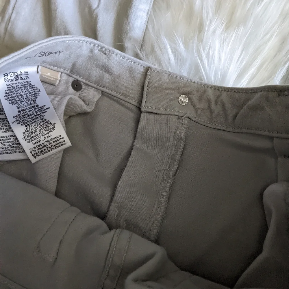 Michael Kors Jeans - Picture 7 of 13